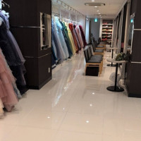 式場内のドレスショップ