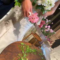 ケーキ入刀、お花が可愛い