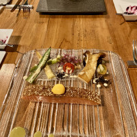 とても美味しく、盛り付けも綺麗でした。