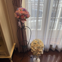 ウェディングドレスの時のブーケとカラードレスの時のブーケ