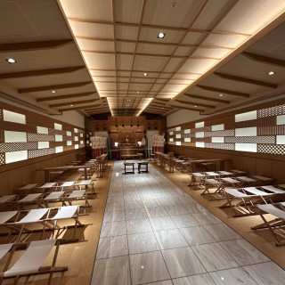 後方からみた神殿