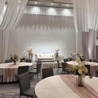 「日輪」
高砂の後ろにはホテルのロゴが!