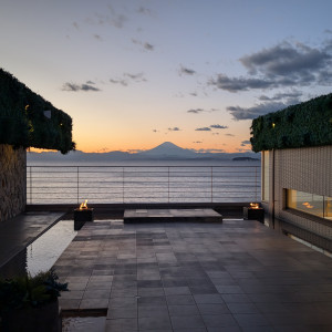 ガーデン。乾杯するとこ|768790さんのSCAPES THE SUITE(スケープスザスィート)の写真(2527667)