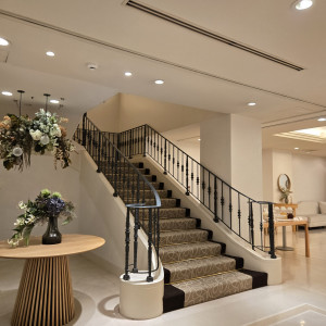 キレイな階段|768884さんのアニヴェルセル ヒルズ横浜の写真(2526473)