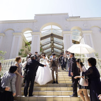 挙式会場の外の階段