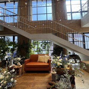 カジュアルながらも装花などで華やかな雰囲気も出せます！|768906さんのInStyle wedding KYOTO/テイクアンドギヴ・ニーズウェディングの写真(2527209)