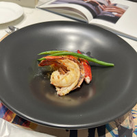 オシャレ！エビがぷりぷりで美味しかったです。