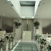 正面から見たチャペル