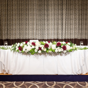 披露宴会場　新郎新婦席|769016さんのヒルトン東京お台場の写真(2527313)