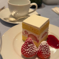ウェディングケーキ（カット済）