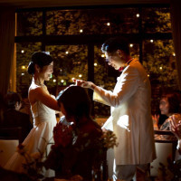 披露宴会場の夜の風景