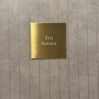 会場