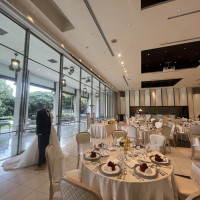 フェアにあるドレスの見学は披露宴会場に展示がありました