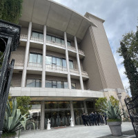 音楽が流れています