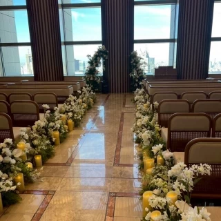 チャペルも景色が最高。生演奏のクオリティも高いです。