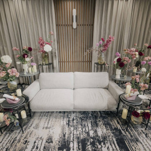 高砂はソファ、テーブルから選択。妊婦なので段なし、ソファに。|769393さんのOPERAHOUSE TOKYOの写真(2528570)