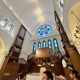 チャペル上段ステンドグラス