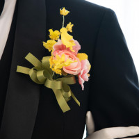 旦那のブートニアです。