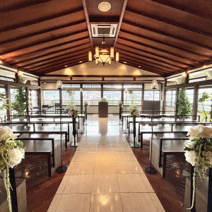 光がたくさん入るチャペル|769536さんのFUNATSURU KYOTO KAMOGAWA RESORT（登録有形文化財）の写真(2529726)