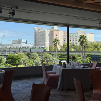 披露宴会場によってはディズニーのリゾートラインも見れます