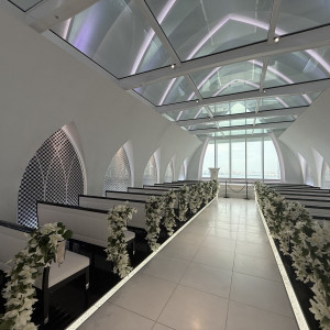 チャペル。見学当日は曇りだったため少し暗めです|769563さんのハイアット リージェンシー 横浜の写真(2572676)