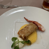 オマール海老とバナナの包み揚げ