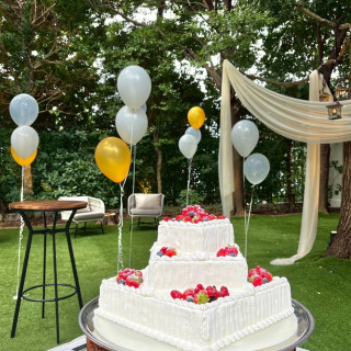 ケーキとバルーンとシフォンです。
シフォンは特典でした。