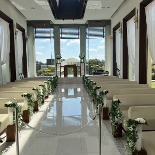 自然光がきれいなチャペル