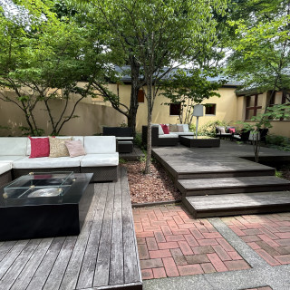 テラスに出るとこんな雰囲気です