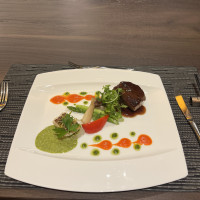 タイのポワレとステーキをいただきました。