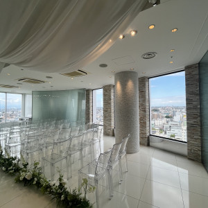 チャペル右サイドです。奥に中学校があります。|769869さんのSAKURA SKY PALACE(サクラスカイパレス)の写真(2542579)