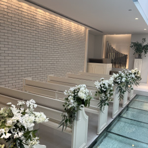 お席まで白というのがいいですね。|769869さんのヴィクトリアガーデン恵比寿迎賓館/テイクアンドギヴ・ニーズウェディングの写真(2537283)