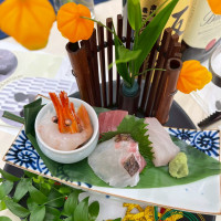 お造り。分厚くて食べ応えあり！