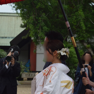挙式が終わったら綿帽子を取っていました。ヘアアクセ可愛い|769932さんの住吉大社の写真(2540072)