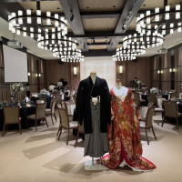 新郎新婦がサプライズ登場することができます。