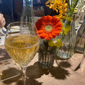 テーブルにあるお花は、最後にお持ち帰りしました。|770142さんのレストラン ラ・クールの写真(2583130)