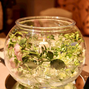 ゲストテーブルの花|770334さんのヨコハマ グランド インターコンチネンタル ホテルの写真(2533496)