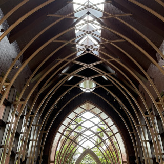 ガラスのチャペルです。とても美しいです。