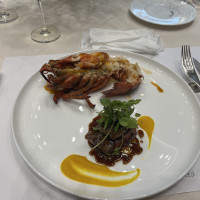 ロブスターとステーキです