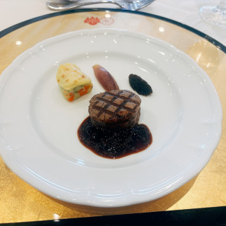 メイン料理の試食（試食の為少し小さなサイズ）