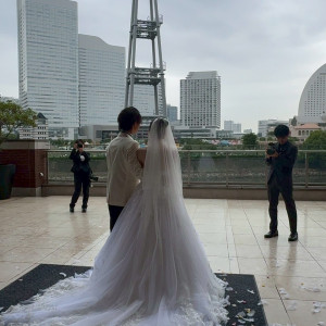 チャペルの外
ブーケトス|770538さんのノートルダム横浜みなとみらい/FIVESTAR WEDDINGの写真(2534499)