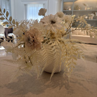 テーブルの花