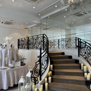披露宴会場外側階段|770553さんの星ヶ丘迎賓館 アートグレイスクラブの写真(2535156)