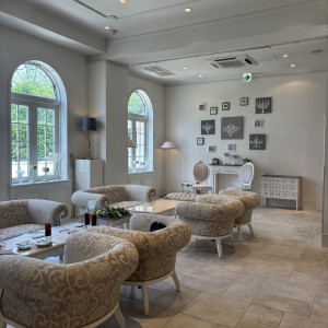 披露宴会場前室　ウェルカムパーティできるとのこと|770553さんの星ヶ丘迎賓館 アートグレイスクラブの写真(2535154)