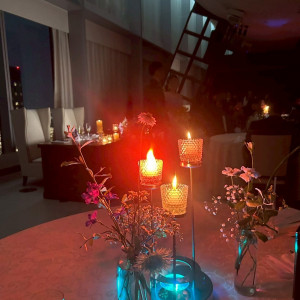 信号の発信で一斉に点火するキャンドル。|770561さんのThe 33 Sense of Wedding(ザ・サーティースリー・センス・オブ・ウエディング)の写真(2534884)