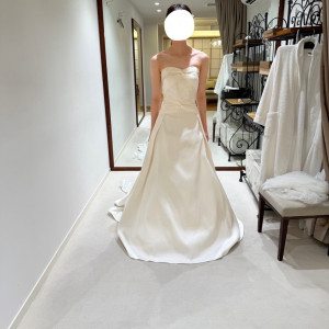 ウェディングドレスの試着|770568さんのティアラ ザ ガーデンハウス(Tiara THE GARDEN HOUSE)の写真(2534935)