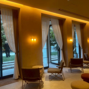 ロビーの光が温かい|770693さんのニーズ青山 by T&G WEDDING (旧 青山迎賓館)の写真(2538073)