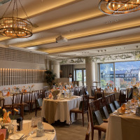 窓が大きく開放的！