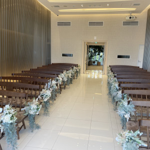 装花も立派で華やか|770748さんのATOLL TERRASSE 鴨川（アトールテラスカモガワ）●BRASSグループの写真(2596607)