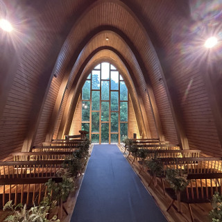 四季の丘のもう一つのチャペル、こちらも素敵で悩みました。